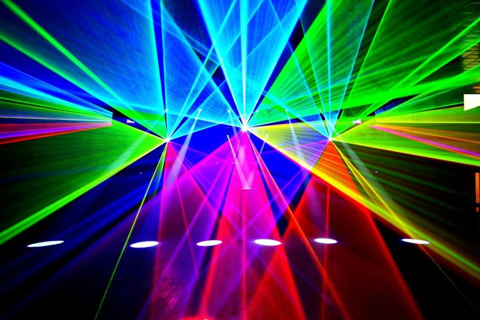 Show laser toutes puissances*