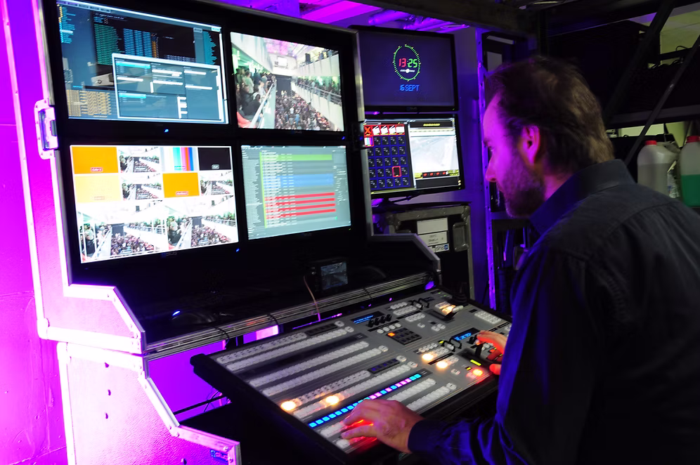 ATEM 2 M/E Broadcast Panel